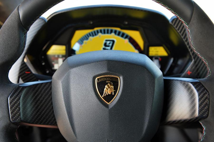  Lamborghini Veneno 2014 года  (фото 43 из 61)